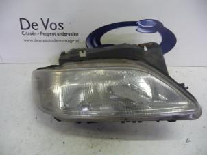 Used Headlight, right Citroen Xsara Break (N2) 2.0 HDi Price € 45,00 Margin scheme offered by De Vos Autodemontagebedrijf