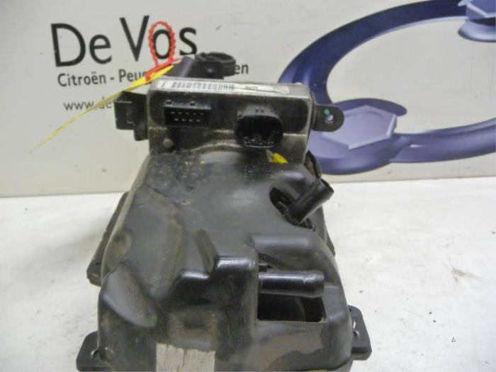 Power steering pump Citroen C5 II Berline 2.0 HDiF 16V 4007QK RHR