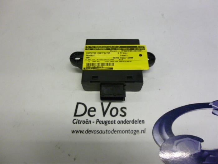 Used Particulate filter computer Peugeot 206 CC (2D) 1.6 HDI 16V FAP Price € 45,00 Margin scheme offered by De Vos Onderdelen