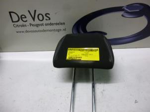 Usados Apoyacabezas Citroen DS3 Precio € 35,00 Norma de margen ofrecido por De Vos Autodemontagebedrijf