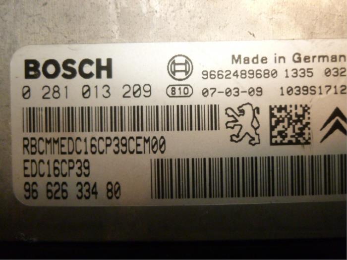 Used Engine management computer Peugeot 407 (6D) 2.2 HDiF 16V Price € 250,00 Margin scheme offered by De Vos Onderdelen