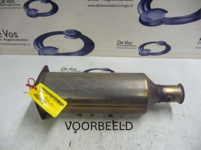 Used Particulate filter Peugeot 407 Price € 200,00 Margin scheme offered by De Vos Onderdelen
