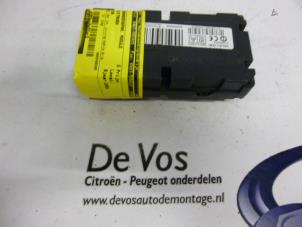 Usagé Module gonflage pneus Citroen C6 Prix € 55,00 Règlement à la marge proposé par De Vos Autodemontagebedrijf