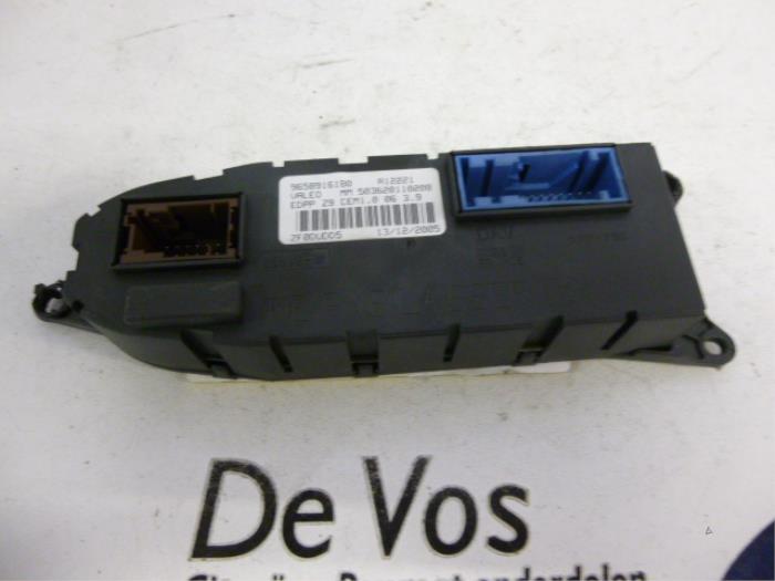 Usagé Module (divers) Peugeot 607 Prix € 55,00 Règlement à la marge proposé par De Vos Onderdelen