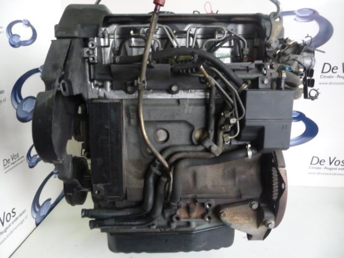 Engine from a Fiat Ducato (230/231/232) 2.8 D 2001