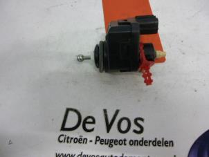 Used Headlight motor Citroen C-Crosser Price € 70,00 Margin scheme offered by De Vos Autodemontagebedrijf