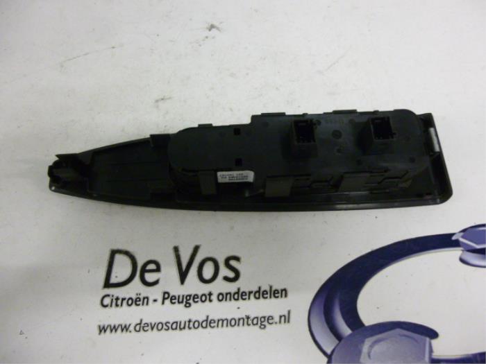 Usados Interruptor combinado de ventanillas Citroen C6 (TD) 2.2 HdiF 16V Precio € 70,00 Norma de margen ofrecido por De Vos Onderdelen