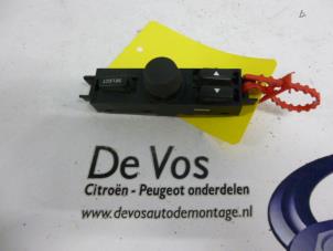 Used Navigation control panel Citroen C6 (TD) 2.2 HdiF 16V Price € 30,00 Margin scheme offered by De Vos Autodemontagebedrijf
