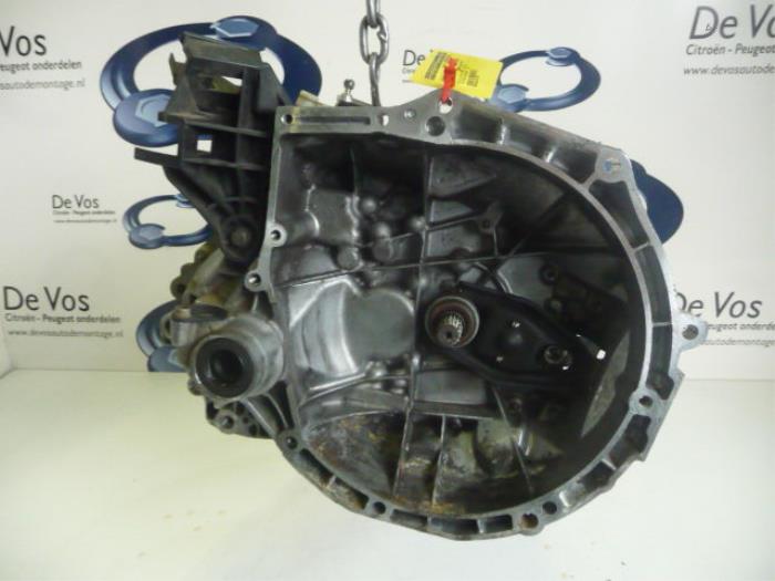 Gebrauchte Getriebe Peugeot 207/207+ (WA/WC/WM) 1.4 16V Vti Preis € 550,00 Margenregelung angeboten von De Vos Onderdelen