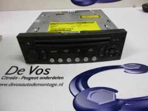 Gebrauchte Radio CD Spieler Peugeot 807 2.0 HDi 16V Preis € 50,00 Margenregelung angeboten von De Vos Autodemontagebedrijf