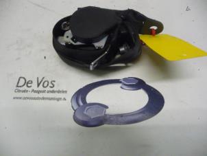 Used Rear seatbelt tensioner, right Peugeot 807 2.0 HDi 16V Price € 80,00 Margin scheme offered by De Vos Autodemontagebedrijf