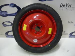 Used Wheel + tyre Peugeot 407 (6D) 1.6 HDi 16V Price € 70,00 Margin scheme offered by De Vos Autodemontagebedrijf