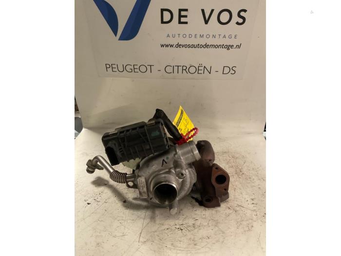 Używane Turbo Citroen C6 (TD) 2.7 HDiF V6 24V Cena € 350,00 Procedura marży oferowane przez De Vos Onderdelen