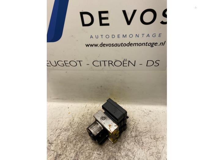 Usagé Pompe ABS Citroen C3 (SC) 1.1 Prix € 135,00 Règlement à la marge proposé par De Vos Onderdelen