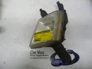Used Spotlight, left Peugeot 407 (6D) 1.6 HDi 16V Price € 35,00 Margin scheme offered by De Vos Autodemontagebedrijf