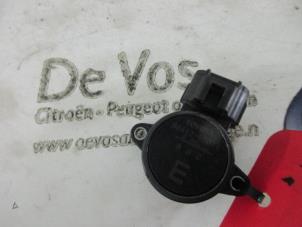 Used Throttle switch Citroen C1 1.0 12V Price € 25,00 Margin scheme offered by De Vos Autodemontagebedrijf