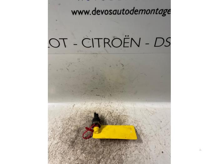 Begagnade Bränsletryckssensor Citroen C5 I Berline (DC) 2.0 HDi 110 Pris € 70,00 Marginaltabell erbjuds av De Vos Onderdelen