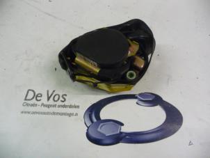 Used Seatbelt tensioner, right Peugeot 607 (9D/U) 2.2 16V Price € 80,00 Margin scheme offered by De Vos Autodemontagebedrijf