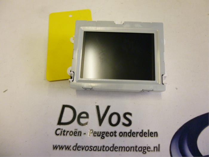Begagnade Innerdisplay Peugeot 208 I (CA/CC/CK/CL) 1.2 Vti 12V PureTech 82 Pris € 70,00 Marginaltabell erbjuds av De Vos Onderdelen