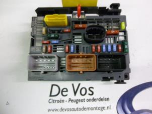 Used Fuse box Peugeot 308 Price € 135,00 Margin scheme offered by De Vos Autodemontagebedrijf