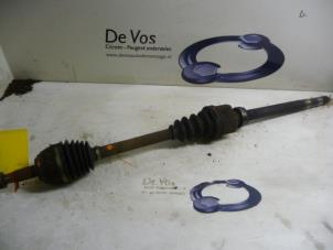 Used Front drive shaft, right Citroen C8 (EA/EB) 2.0 HDi 16V Price € 70,00 Margin scheme offered by De Vos Autodemontagebedrijf