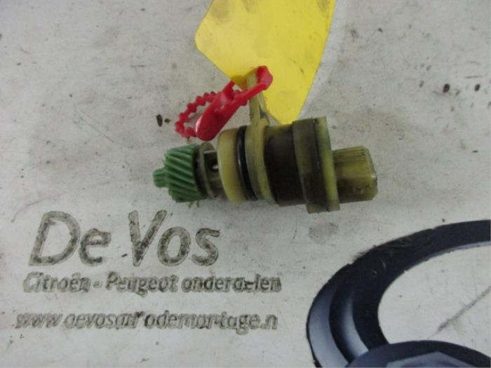 Begagnade Hastighetssensor Citroen C8 (EA/EB) 2.0 HDi 16V Pris € 25,00 Marginaltabell erbjuds av De Vos Onderdelen