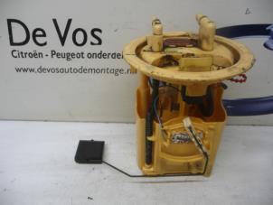 Używane Elektryczna pompa paliwa Peugeot 406 Coupé (8C) 2.2 HDI 16V FAP Cena € 45,00 Procedura marży oferowane przez De Vos Autodemontagebedrijf