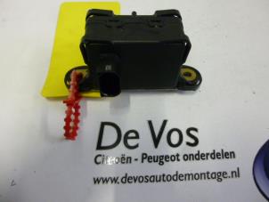 Usados Sensor regulador de estabilización Peugeot 207 CC (WB) 1.6 HDiF 16V Precio € 100,00 Norma de margen ofrecido por De Vos Autodemontagebedrijf