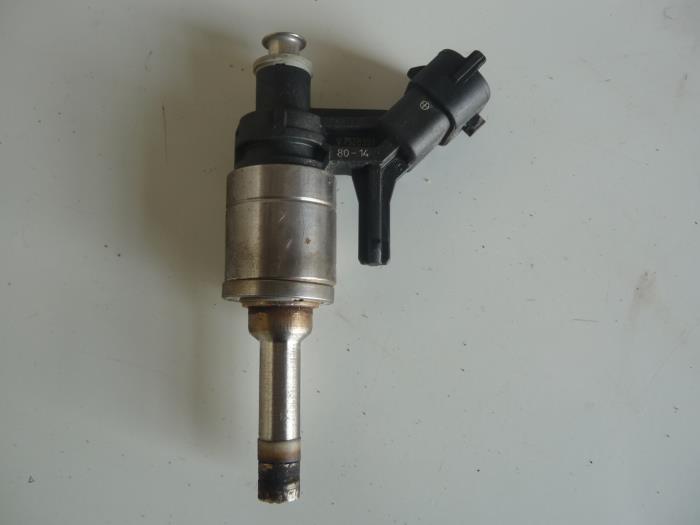 Injector (petrol injection) from a Peugeot 207/207+ (WA/WC/WM) 1.6 16V GT THP 2008