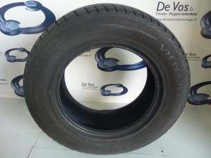 Used Winter tyre Peugeot 807 2.0 HDi 16V FAP Price € 50,00 Margin scheme offered by De Vos Autodemontagebedrijf