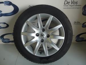 Gebrauchte Felge + Reifen Peugeot 308 (4A/C) 1.6 16V THP 150 Preis € 150,00 Margenregelung angeboten von De Vos Autodemontagebedrijf