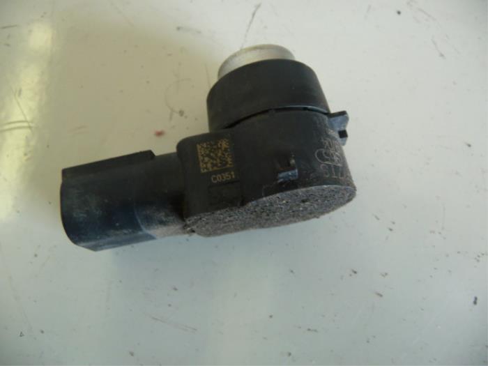 Usados Sensor PDC Peugeot 607 (9D/U) 2.7 HDi V6 24V Precio € 25,00 Norma de margen ofrecido por De Vos Onderdelen