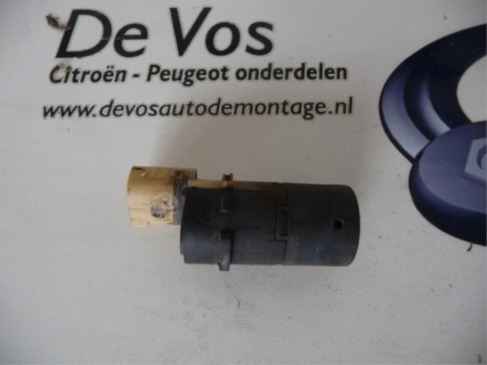 Usados Sensor PDC Citroen C8 (EA/EB) 2.0 HDiF 16V Precio € 25,00 Norma de margen ofrecido por De Vos Onderdelen
