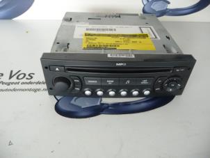 Usagé Radio/Lecteur CD Citroen C8 (EA/EB) 2.0 HDiF 16V Prix € 50,00 Règlement à la marge proposé par De Vos Autodemontagebedrijf