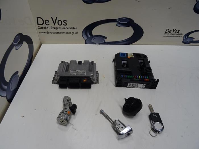 Used Engine management computer Citroen DS3 Cabrio (SB) 1.6 16V VTS THP Price € 350,00 Margin scheme offered by De Vos Onderdelen