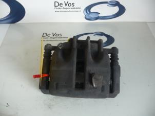 Gebrauchte Bremszange rechts vorne Peugeot Expert Preis € 70,00 Margenregelung angeboten von De Vos Autodemontagebedrijf