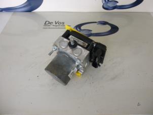 Used ABS pump Citroen Jumper (U9) 2.2 HDi 100 Euro 4 Price € 135,00 Margin scheme offered by De Vos Autodemontagebedrijf