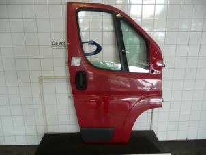 Gebrauchte Tür 4-türig rechts vorne Citroen Jumper (U9) 2.2 HDi 100 Euro 4 Preis € 300,00 Margenregelung angeboten von De Vos Autodemontagebedrijf