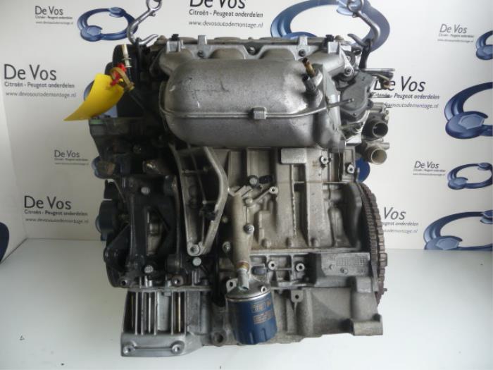 Usagé Moteur Citroen C5 I Berline (DC) 2.0 HPI 16V Prix € 550,00 Règlement à la marge proposé par De Vos Onderdelen