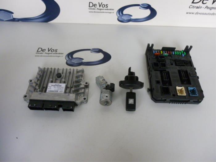 Used Engine management computer Citroen C5 Price € 350,00 Margin scheme offered by De Vos Onderdelen
