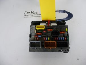 Usados Caja de fusibles Citroen C5 Precio € 90,00 Norma de margen ofrecido por De Vos Autodemontagebedrijf