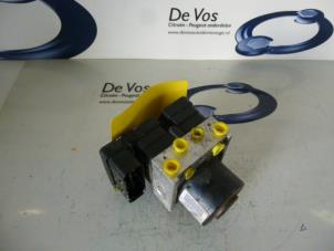 Gebrauchte ABS Pumpe Citroen Pluriel Preis € 90,00 Margenregelung angeboten von De Vos Autodemontagebedrijf