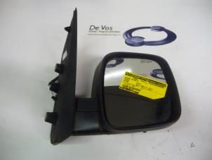 Used Wing mirror, right Peugeot Bipper (AA) 1.3 HDI Price € 70,00 Margin scheme offered by De Vos Autodemontagebedrijf