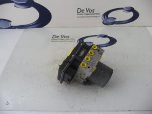 Used ABS pump Citroen C5 III Berline (RD) 1.8 16V Price € 250,00 Margin scheme offered by De Vos Autodemontagebedrijf