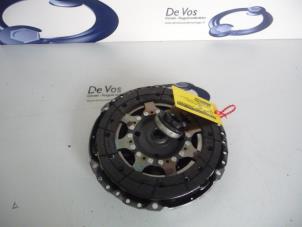 Used Clutch kit (complete) Peugeot 308 CC (4B) 2.0 HDiF 16V GT Autom. Price € 100,00 Margin scheme offered by De Vos Autodemontagebedrijf
