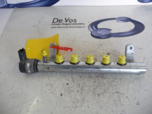 Used Fuel injector nozzle Peugeot 807 Price € 80,00 Margin scheme offered by De Vos Autodemontagebedrijf