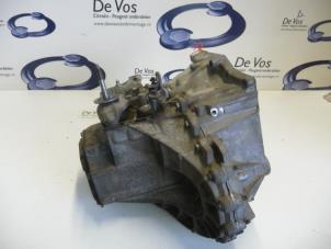 Usagé Boîte de vitesse Peugeot 5008 Prix € 650,00 Règlement à la marge proposé par De Vos Autodemontagebedrijf