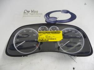 Used Odometer KM Peugeot 307 SW (3H) 1.6 16V Price € 70,00 Margin scheme offered by De Vos Autodemontagebedrijf