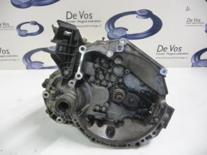 Gebrauchte Getriebe Peugeot 207/207+ (WA/WC/WM) 1.4 Preis € 450,00 Margenregelung angeboten von De Vos Autodemontagebedrijf