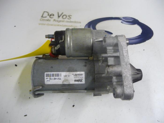 Used Starter Peugeot 208 Price € 55,00 Margin scheme offered by De Vos Onderdelen